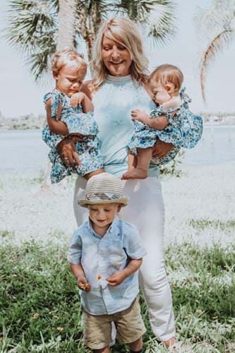 Amy-B.-Van-Fossen-Elder-Law-Florida-Family4-Image